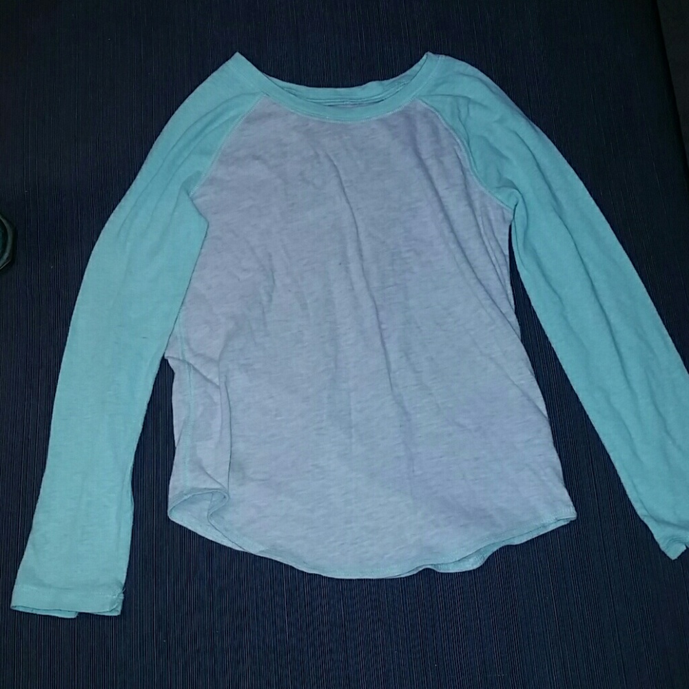Justice long sleeve shirt size 7